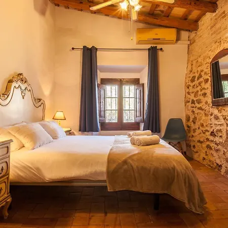 Villa Masia Notari Casabona *
