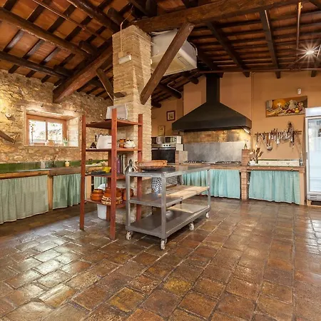 Villa Masia Notari Casabona *